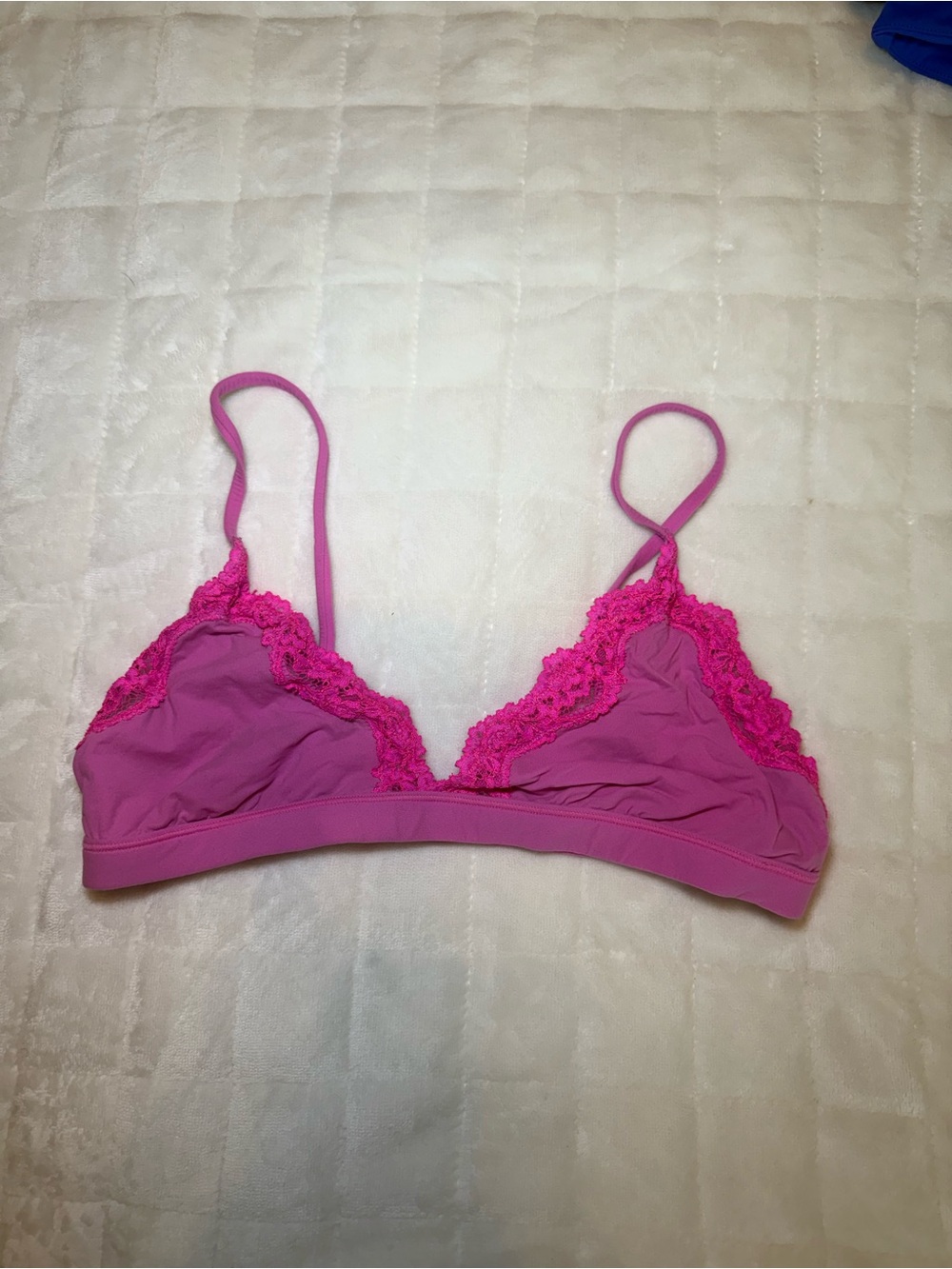 SKIMS Fits Everybody Lace Triangle Bralette